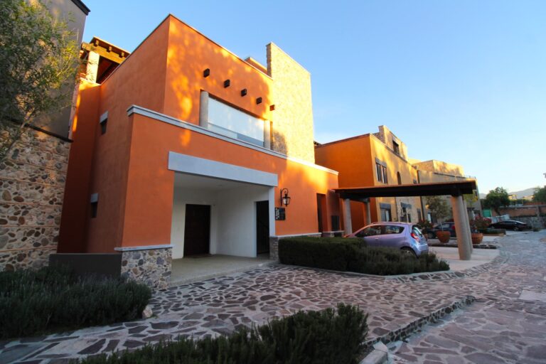 departamento amueblado en Capilla de Piedra, fachada.